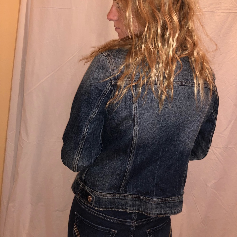 Distressed Denim jacket - Picture 3 of 8